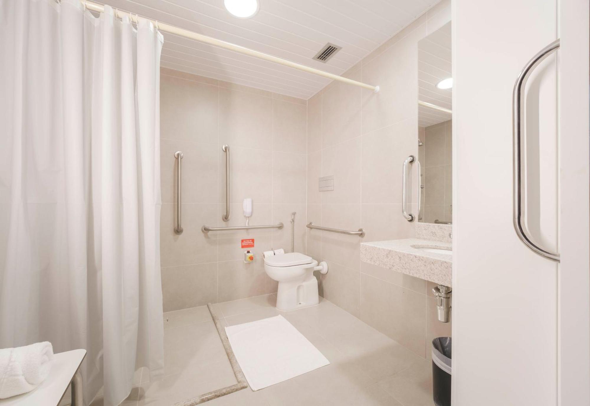 Ibis Budget Фаропиля Екстериор снимка